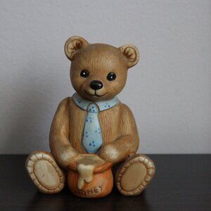 Homco #1405 Daddy Gold Bear Holding Honey